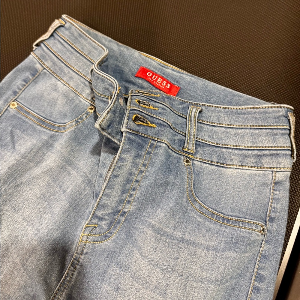 Guess High Rise Blue Jeans with Modern Fit
